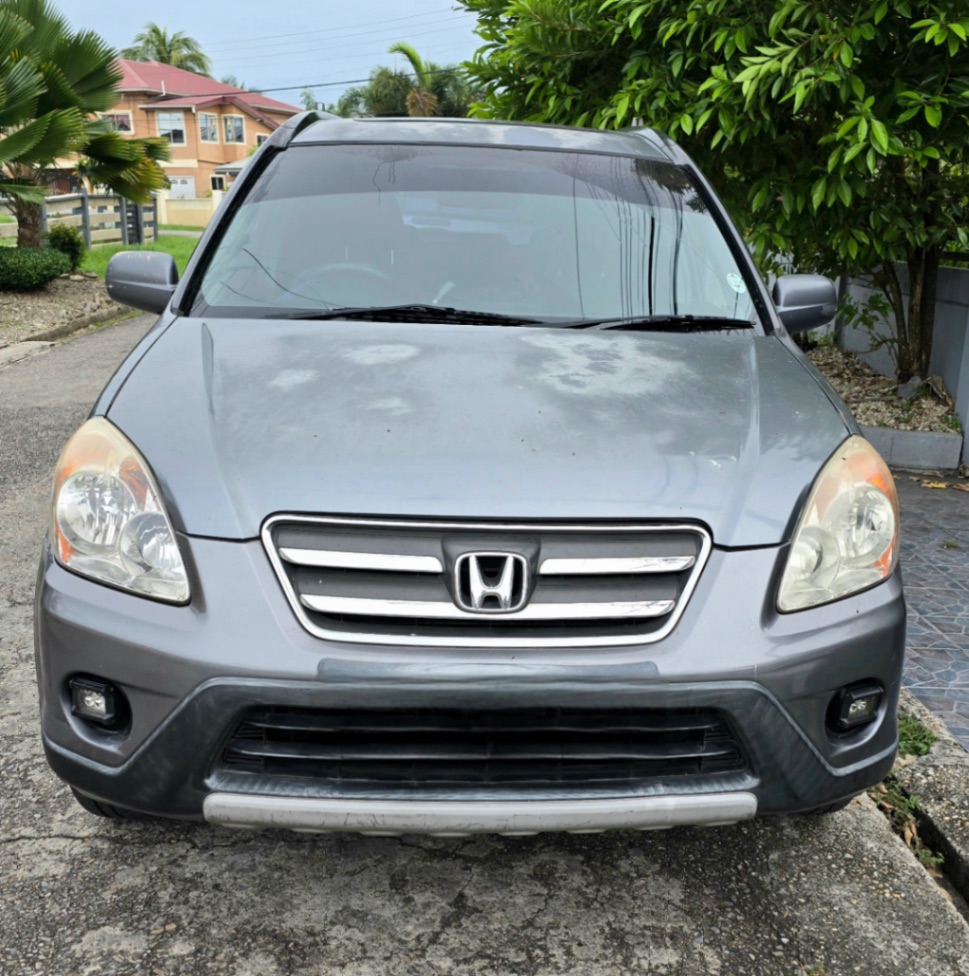 2005 Honda CR-V - Reliable Comfort Awaits!