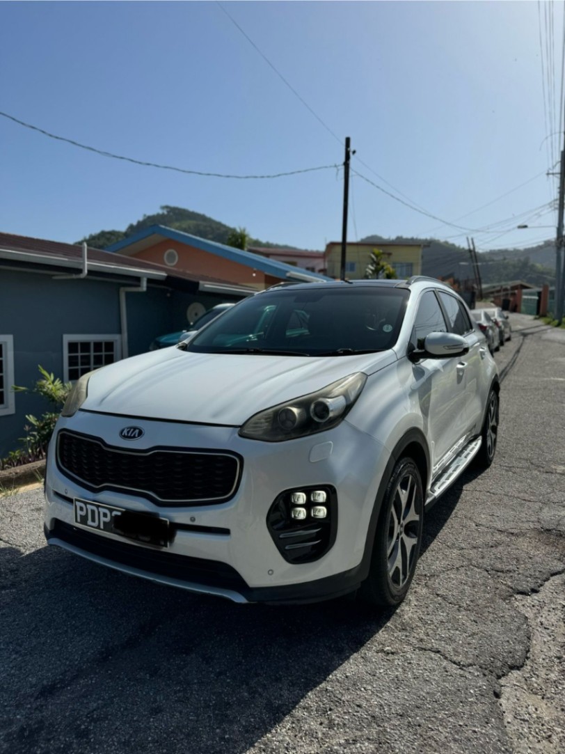 2017 Kia Sportage - Excellent Opportunity!